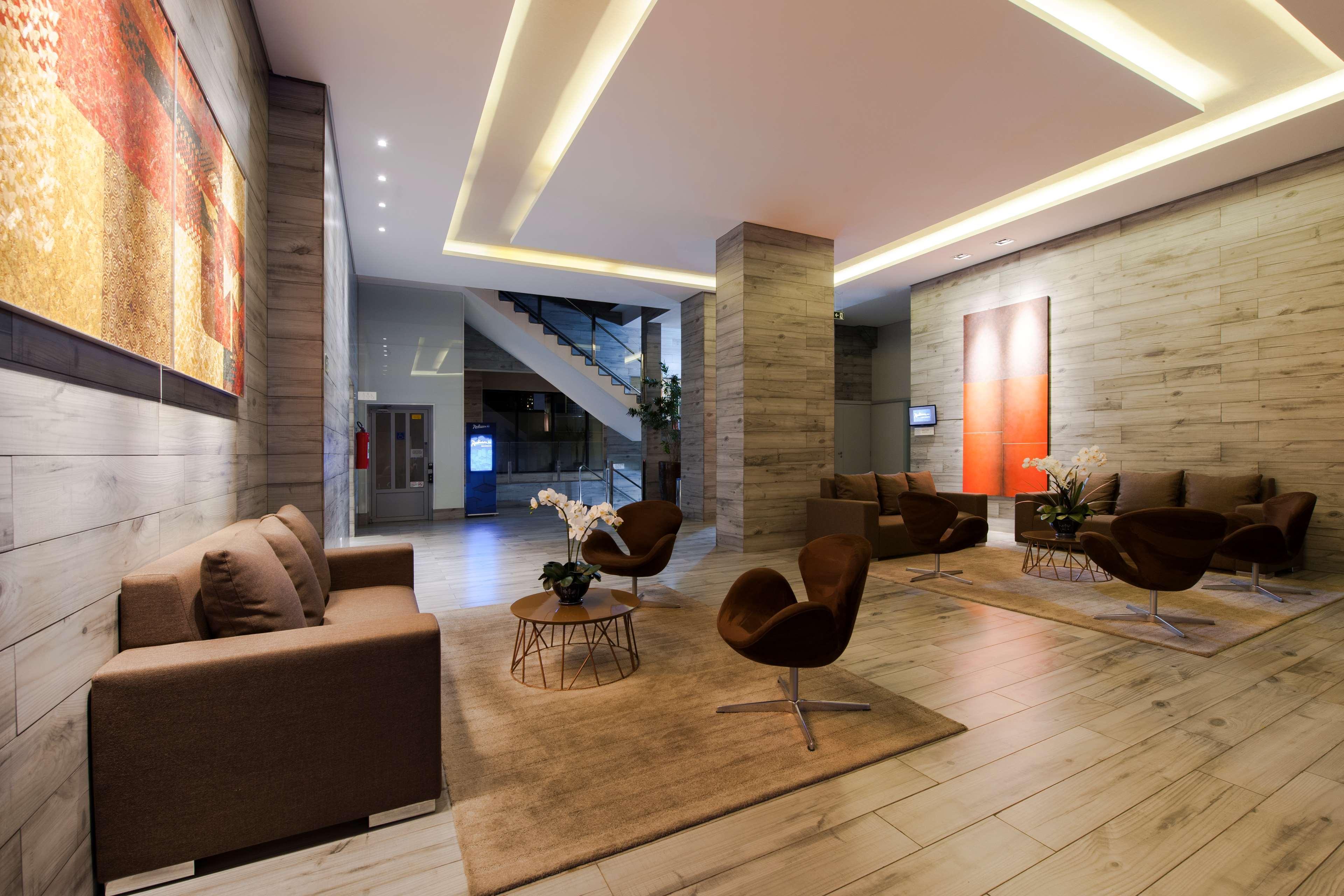 Radisson Blu Belo Horizonte Savassi Hotel Luaran gambar Lobby